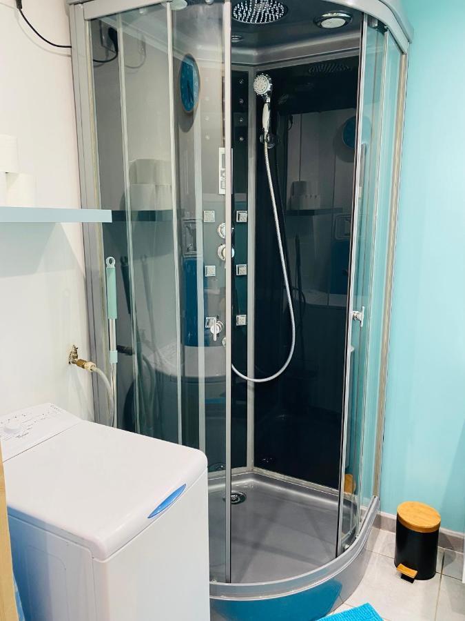 Studio 40M2 Plein Pied Avec Parking Jussac Exterior photo